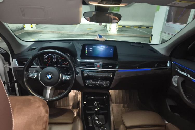 Used BMW X1 2020 xDrive25Li Luxury Edition Center Console