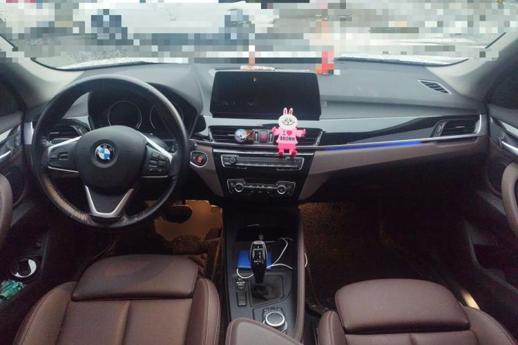 Used BMW X1 2020 sDrive25Li Leading Model Center Console