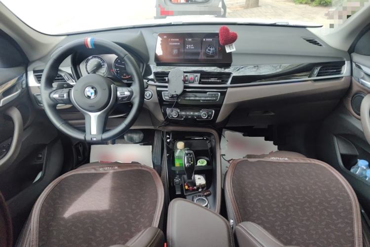 Used BMW X1 2020 sDrive20Li Premium Edition Center Console
