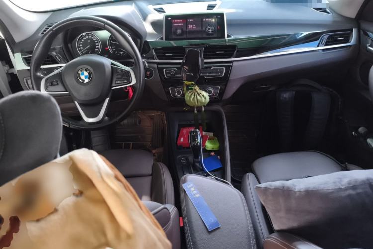 Used BMW X1 2020 sDrive20Li Fashion Model Center Console