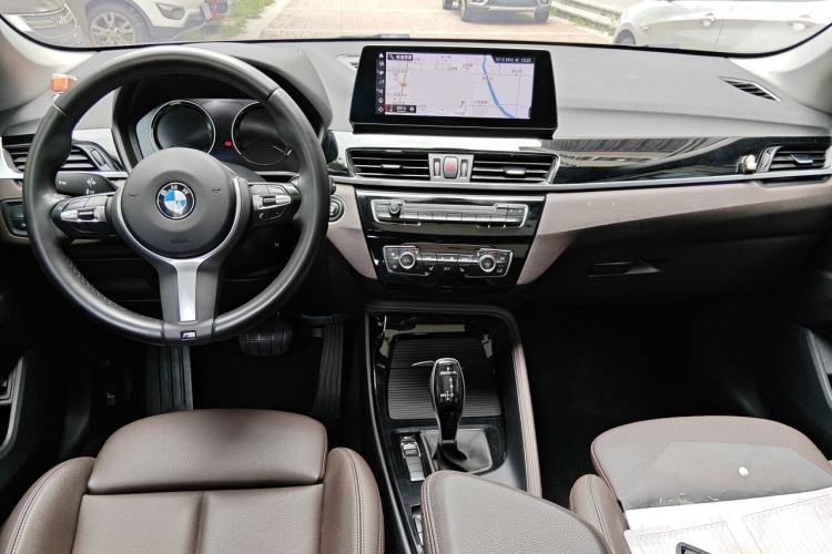 Used BMW X1 2020 sDrive20Li Premium Edition Center Console