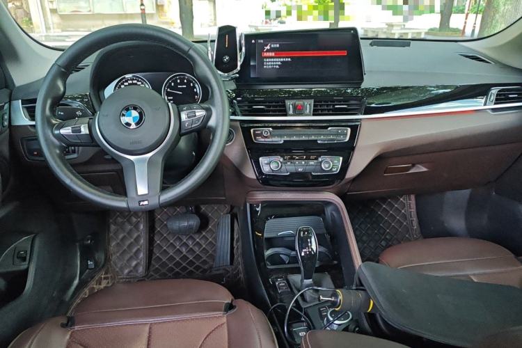 Used BMW X1 2020 sDrive20Li Premium Edition Center Console