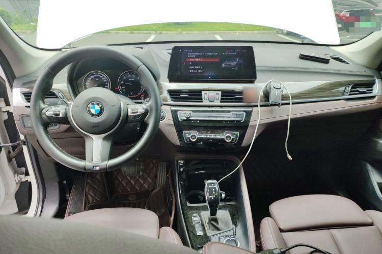 Used BMW X1 2020 xDrive25Li Luxury Edition Center Console