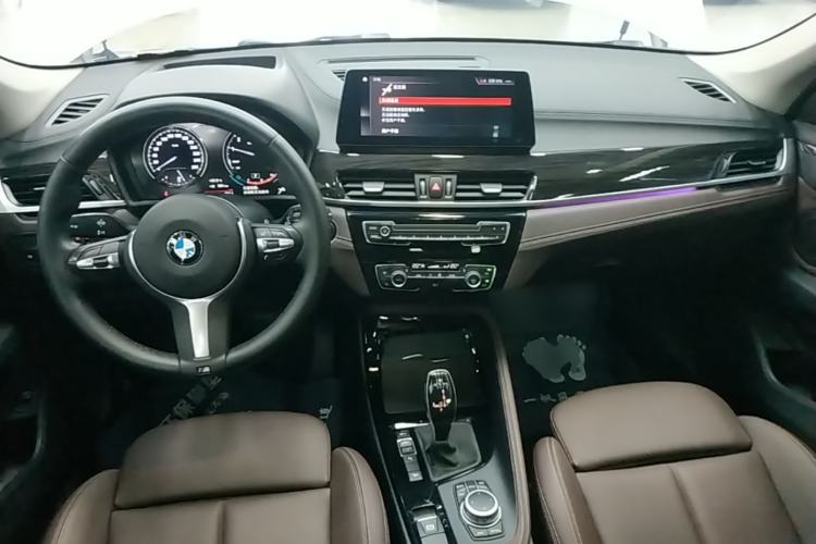 Used BMW X1 2020 xDrive25Li Luxury Edition Center Console