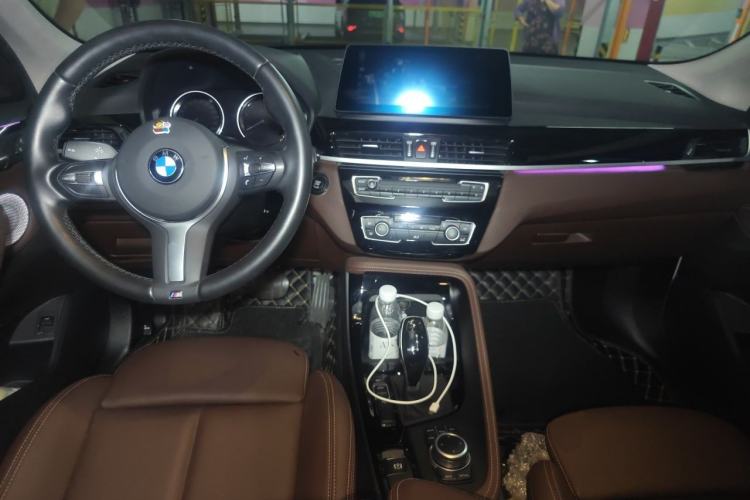 Used BMW X1 2020 sDrive20Li Premium Edition Center Console