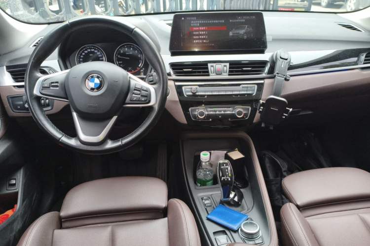 Used BMW X1 2020 sDrive20Li Fashion Model Center Console