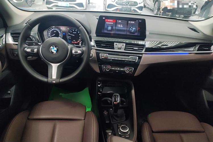 Used BMW X1 2020 sDrive20Li Premium Edition Center Console