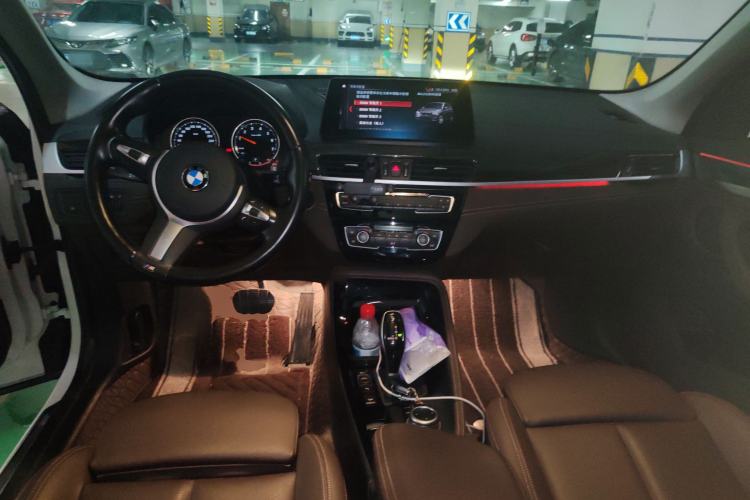 Used BMW X1 2020 xDrive25Li Luxury Edition Center Console
