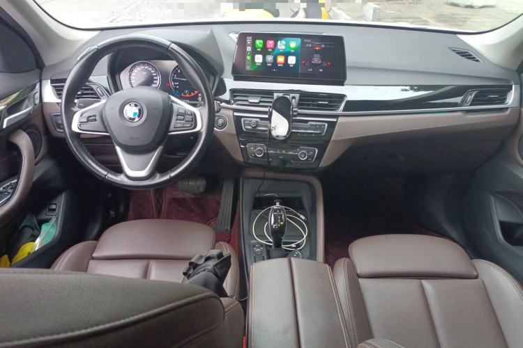 Used BMW X1 2020 sDrive25Li Leading Model Center Console