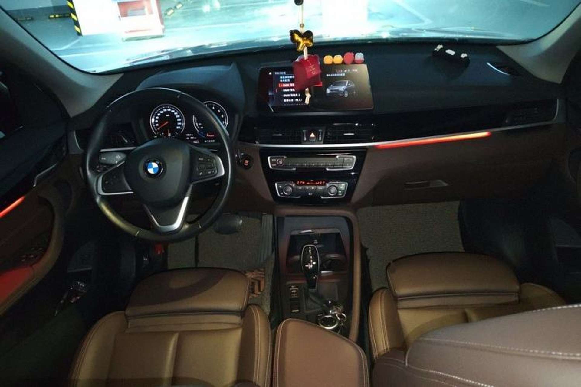 Used BMW X1 2020 sDrive25Li Leading Model Center Console