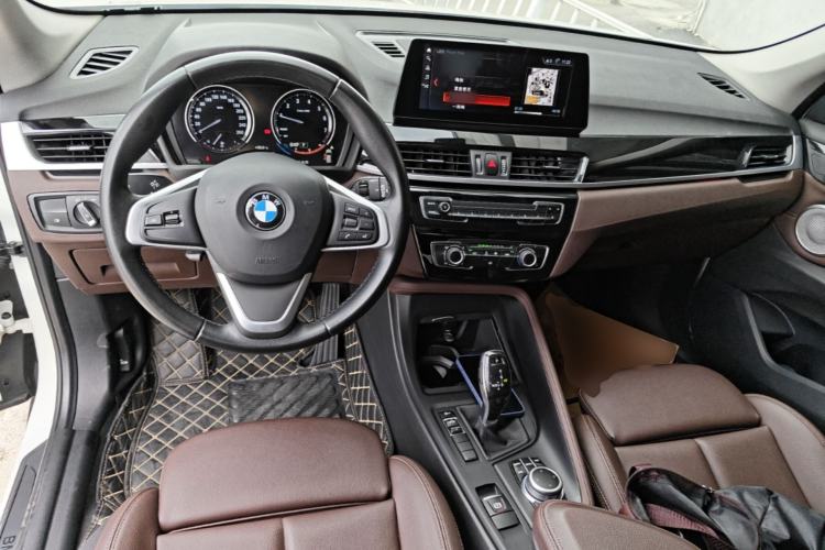 Used BMW X1 2020 sDrive20Li Fashion Model Center Console