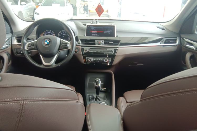 Used BMW X1 2020 sDrive20Li Fashion Model Center Console