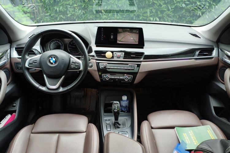 Used BMW X1 2020 sDrive25Li Leading Model Center Console