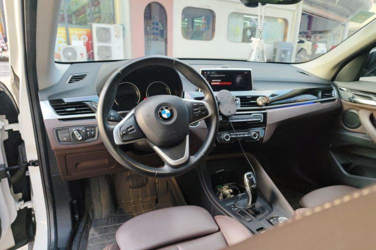Used BMW X1 2020 sDrive20Li Fashion Model Center Console