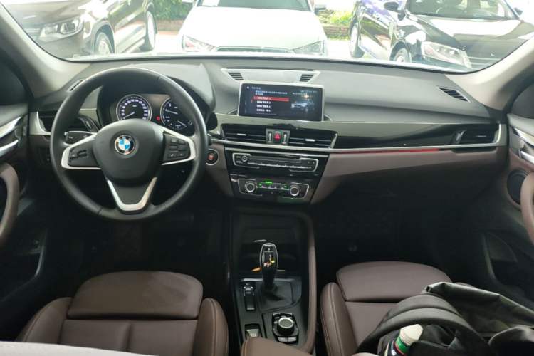 Used BMW X1 2020 sDrive20Li Fashion Model Center Console