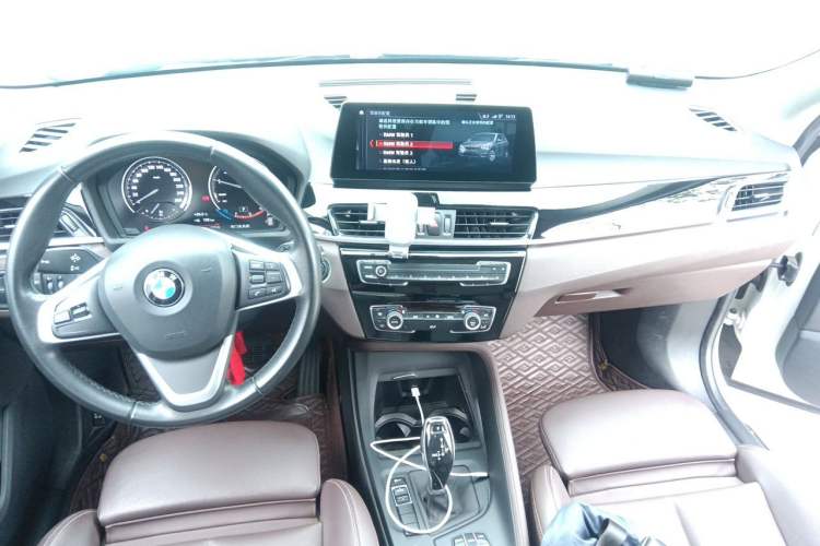 Used BMW X1 2020 sDrive25Li Leading Model Center Console