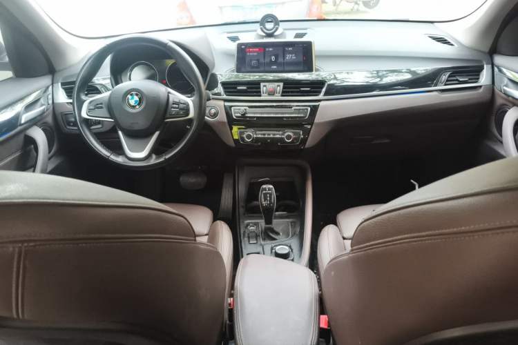 Used BMW X1 2020 sDrive20Li Fashion Model Center Console
