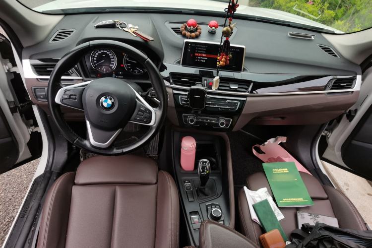 Used BMW X1 2020 sDrive20Li Fashion Model Center Console