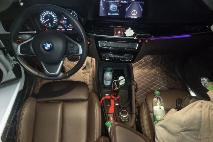 Used BMW X1 2020 sDrive25Li Leading Model Center Console