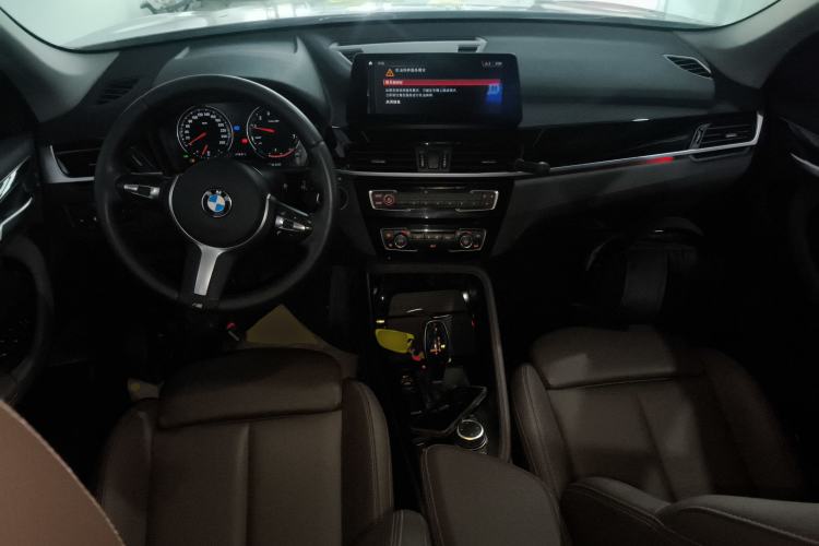 Used BMW X1 2020 sDrive20Li Premium Edition Center Console