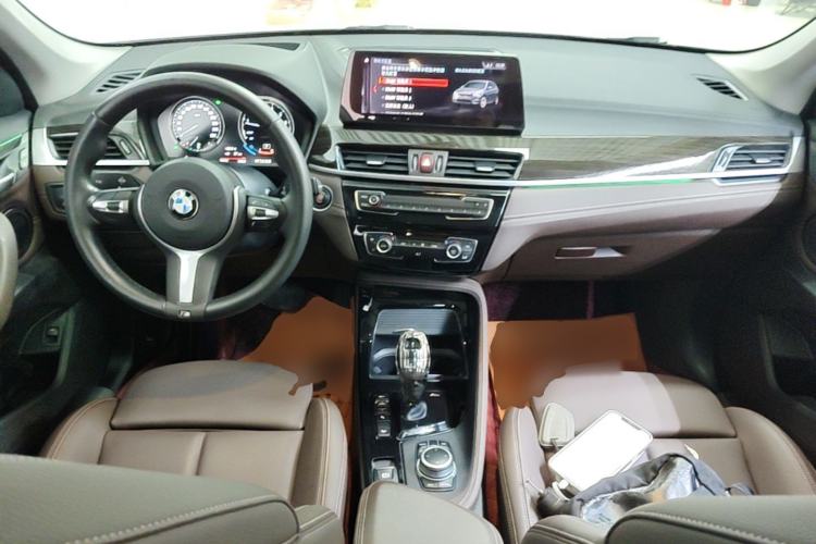 Used BMW X1 2020 xDrive25Li Luxury Edition Center Console