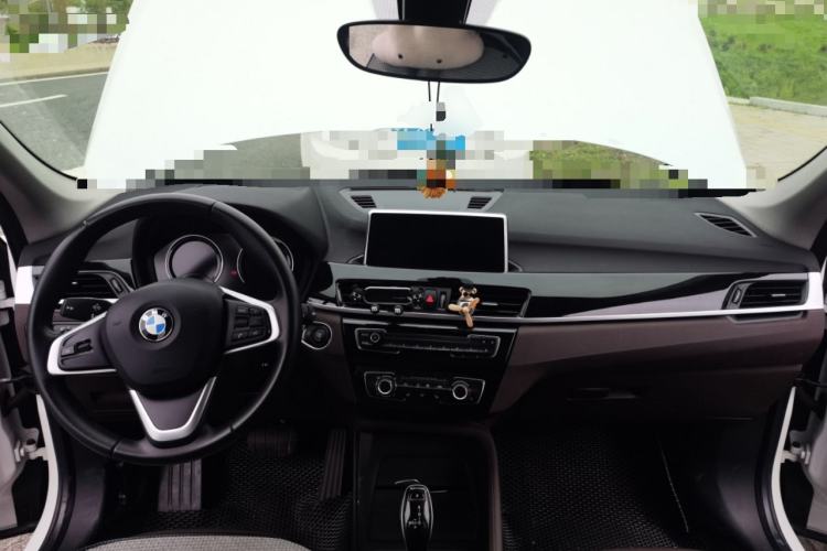 Used BMW X1 2020 sDrive20Li Fashion Model Center Console