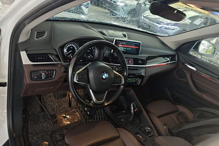 Used BMW X1 2020 sDrive20Li Fashion Model Center Console