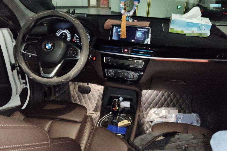 Used BMW X1 2020 sDrive20Li Fashion Model Center Console