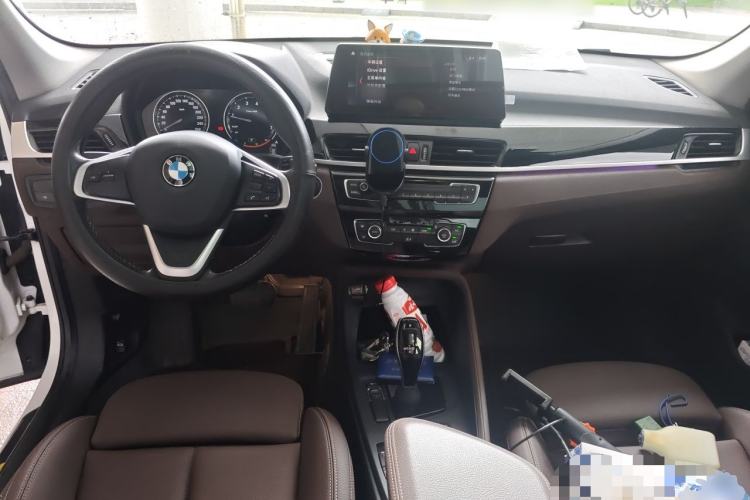 Used BMW X1 2020 sDrive25Li Leading Model Center Console