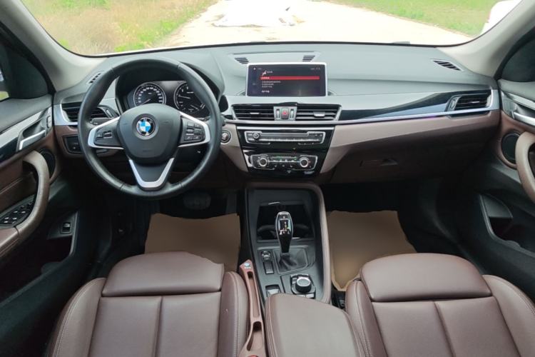 Used BMW X1 2020 sDrive20Li Fashion Model Center Console