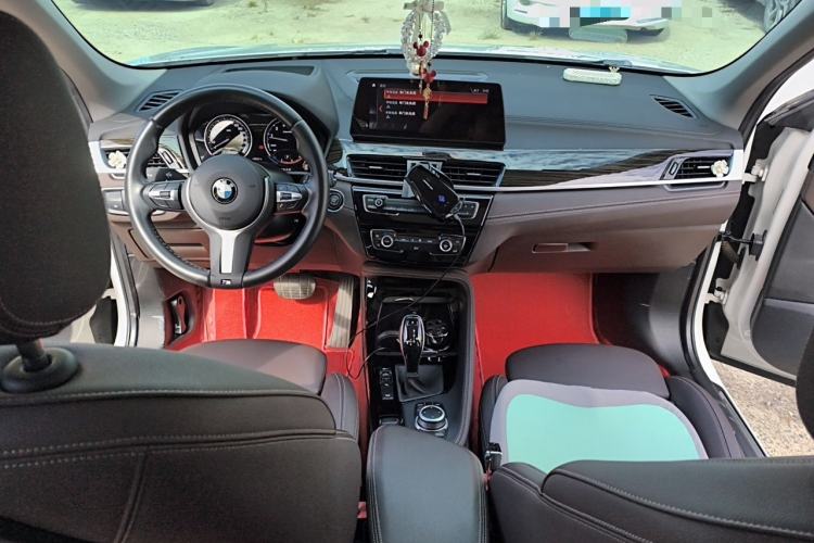 Used BMW X1 2020 xDrive25Li Luxury Edition Center Console