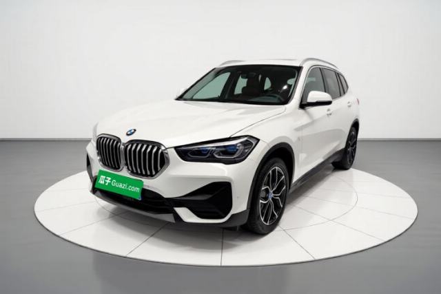 Ojetý BMW X1 2020 sDrive25Li Leading Model