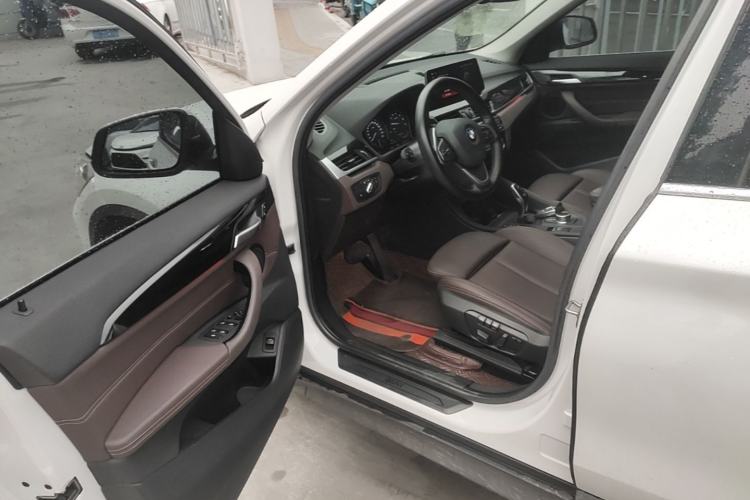Used BMW X1 2020 sDrive25Li Leading Model Driver Seat