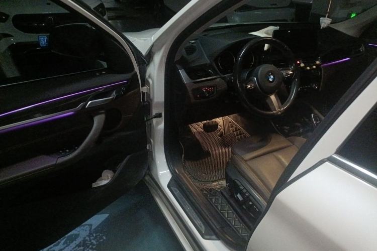 Used BMW X1 2020 xDrive25Li Luxury Edition Driver Seat