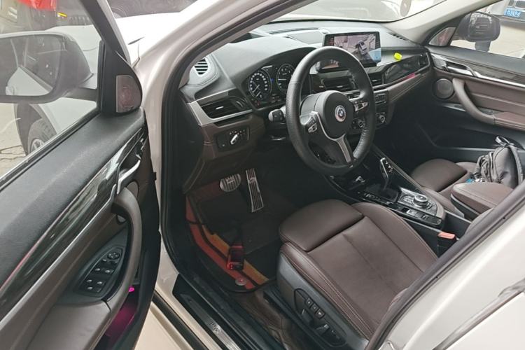 Used BMW X1 2020 xDrive25Li Luxury Edition Driver Seat
