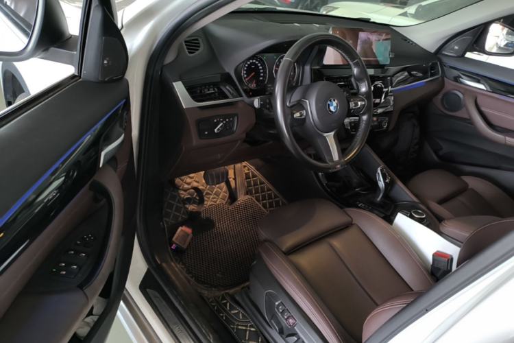 Used BMW X1 2020 sDrive20Li Premium Edition Driver Seat