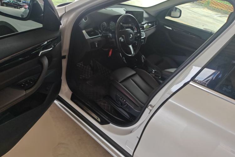 Used BMW X1 2020 sDrive20Li Premium Edition Driver Seat