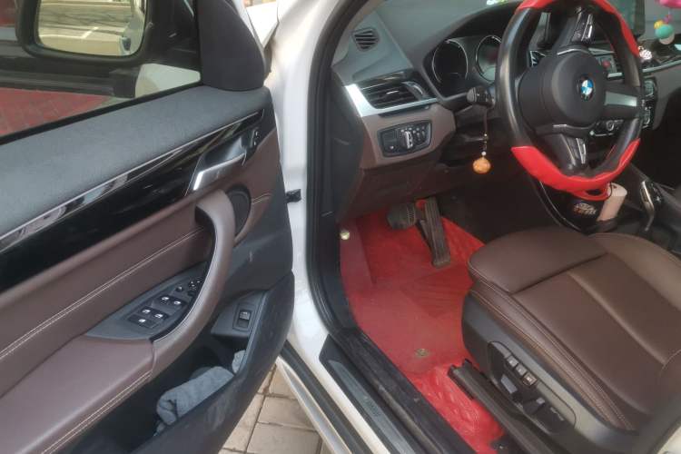 Used BMW X1 2020 sDrive20Li Premium Edition Driver Seat