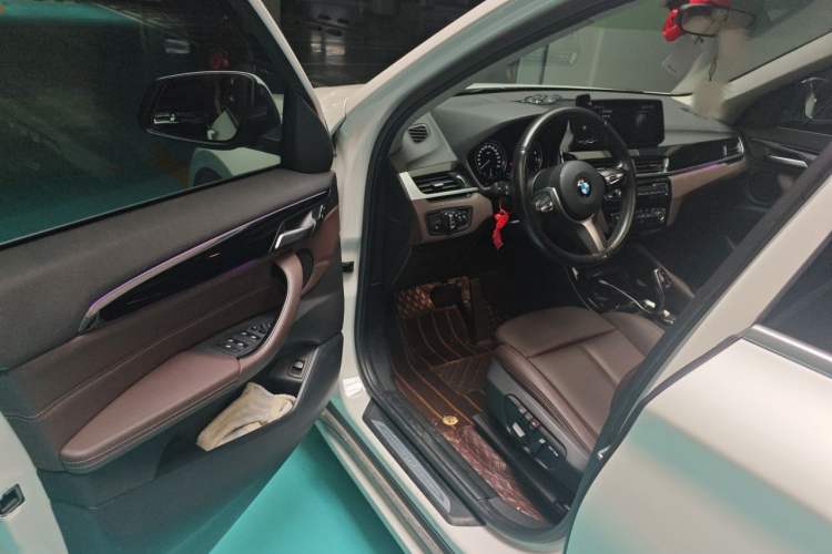 Used BMW X1 2020 sDrive20Li Premium Edition Driver Seat