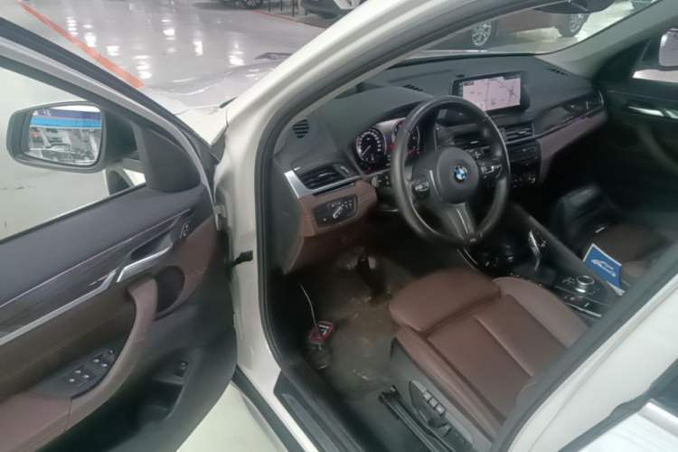 Used BMW X1 2020 xDrive25Li Luxury Edition Driver Seat