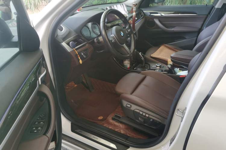 Used BMW X1 2020 xDrive25Li Luxury Edition Driver Seat