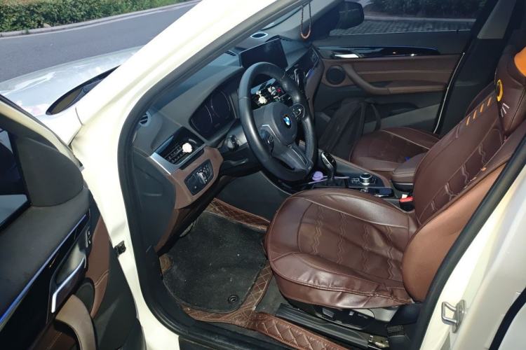 Used BMW X1 2020 sDrive20Li Premium Edition Driver Seat