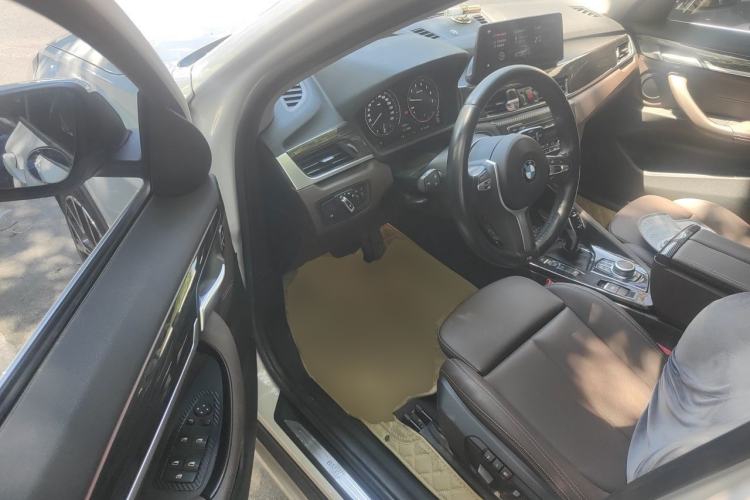 Used BMW X1 2020 xDrive25Li Luxury Edition Driver Seat