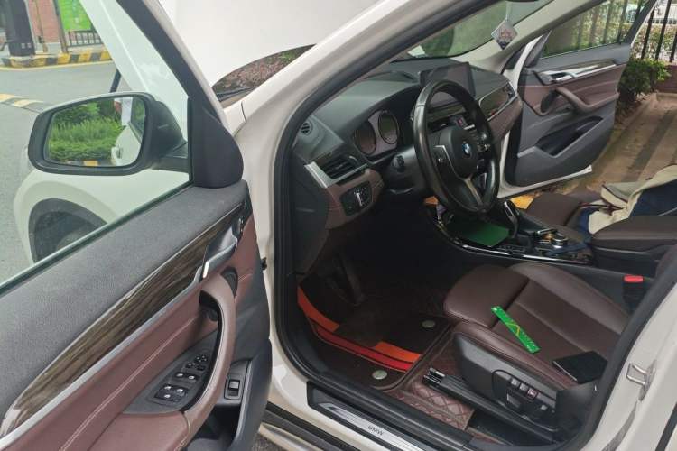 Used BMW X1 2020 xDrive25Li Luxury Edition Driver Seat