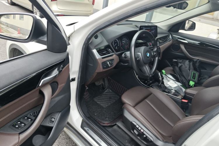 Used BMW X1 2020 sDrive20Li Premium Edition Driver Seat