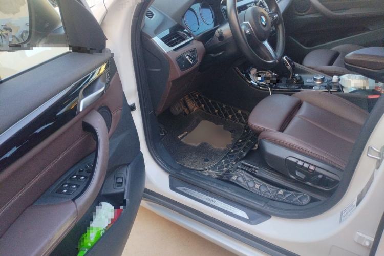 Used BMW X1 2020 sDrive20Li Premium Edition Driver Seat