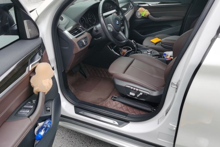 Used BMW X1 2020 xDrive25Li Luxury Edition Driver Seat