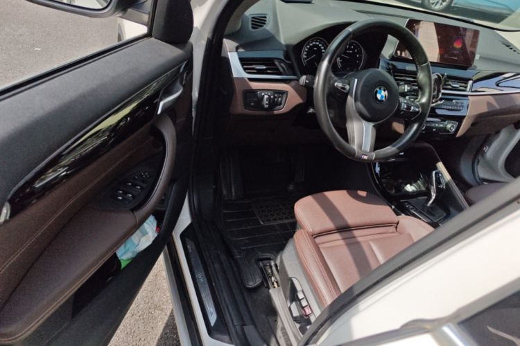 Used BMW X1 2020 sDrive20Li Premium Edition Driver Seat
