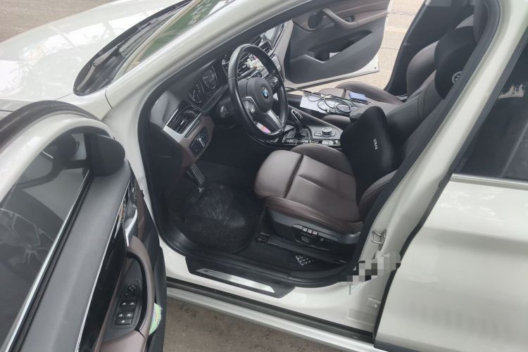 Used BMW X1 2020 sDrive20Li Premium Edition Driver Seat