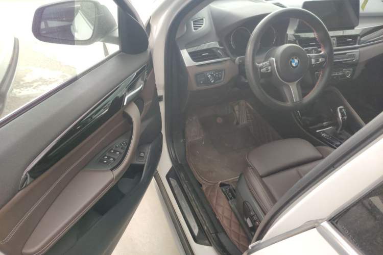 Used BMW X1 2020 sDrive20Li Premium Edition Driver Seat